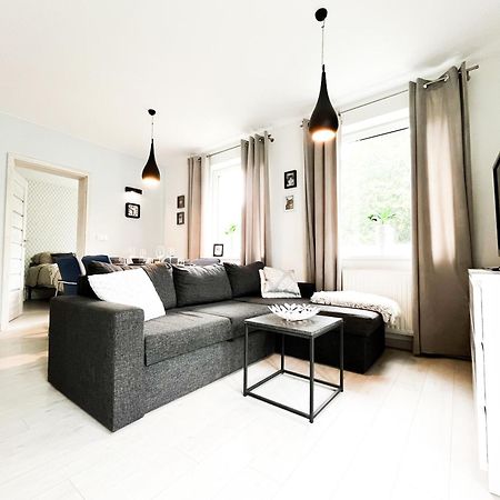 Walk To Park, Modern 2Bd Kitchen! Balcony, Parking Leilighet Wrocław Eksteriør bilde