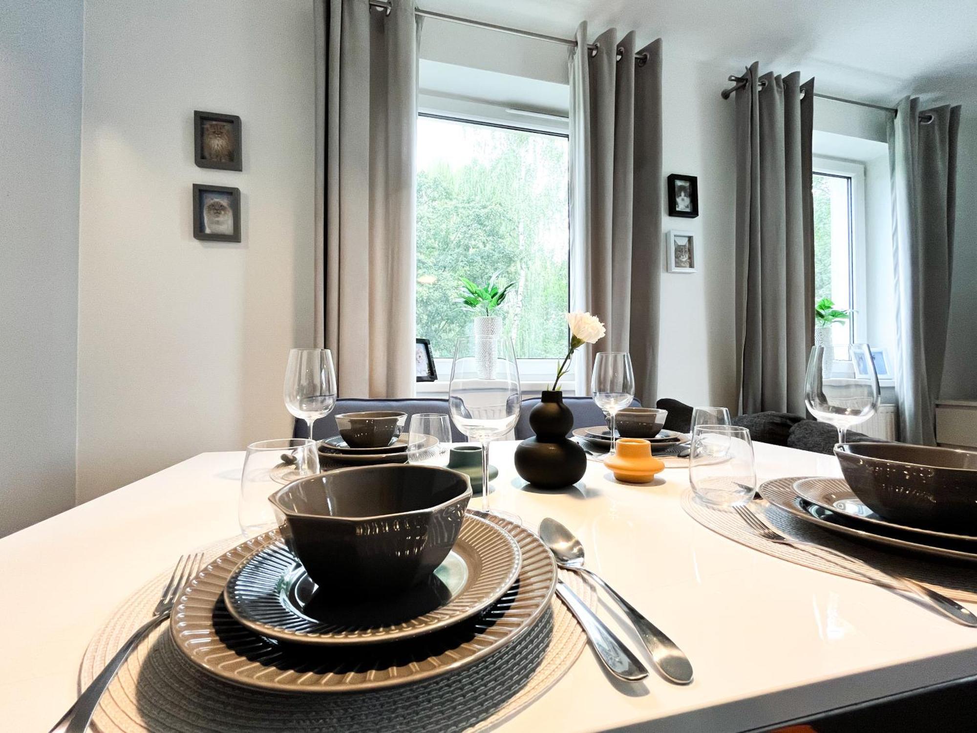 Walk To Park, Modern 2Bd Kitchen! Balcony, Parking Leilighet Wrocław Eksteriør bilde